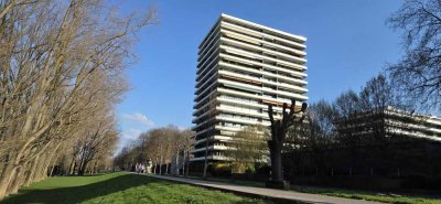 --RODENKIRCHEN--Rheinblick - attraktive 3-4 Zi. Wohnung mit großem Balkon