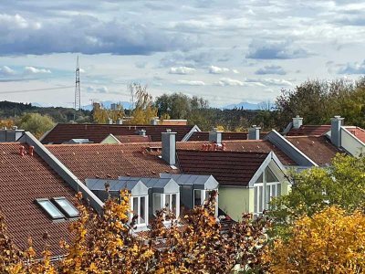 FREI!  chice 2-Zi-ETW mit Alpenblick + großer Loggia + chicem Bad + EBK + Stellpl.in Puchheim/Bhf