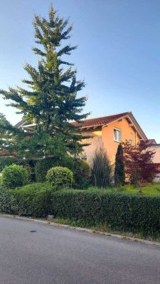 Haben Sie Lust sich gemeinsam ein Einfamilienhaus zu teilen?