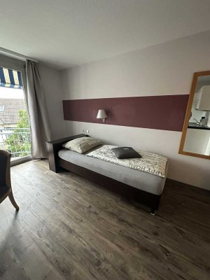 Möblierte, gepflegte 1-Zimmer-Wohnung mit EBK in Sindelfingen