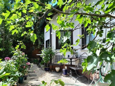 Von Privat Lerchenau: 2 Zimmer Gartenwohnung mit Hobbyraum