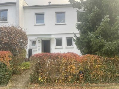 Gepflegtes 5-Zimmer Reihenhaus in Frankfurt. Befristet 01.01.2026 - 30.06.2026