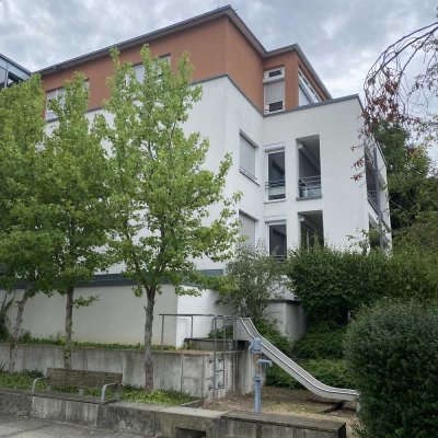 Wunderschöne 3-Zimmer-Dachgeschosswohnung mit umlaufendem Balkon in Dusslingen
