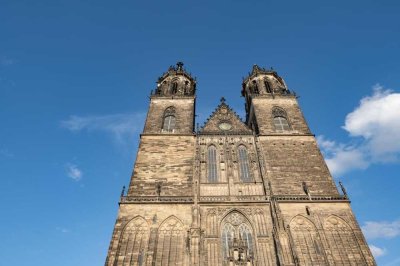 .. mit Blick über Magdeburg! / ...offering stunning views across Magdeburg!