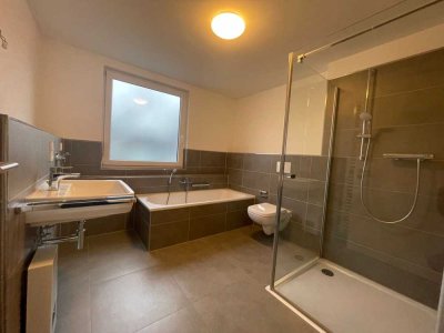 *3-Zimmerwohnung aus 2021*Balkon*Tageslichtbad*Gerschede*