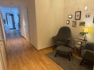 Gut geschnittene 3-Zimmer-Wohnung mit 2 Bäder in zentraler Lage