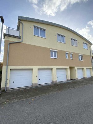 Sehr hochwertige 5-Zimmer Maisonette-Wohnung mit sonniger Terrasse und Garage in Bensheim