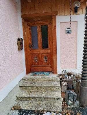 Teilverkauf Einfamilienhaus mit Wohnrecht