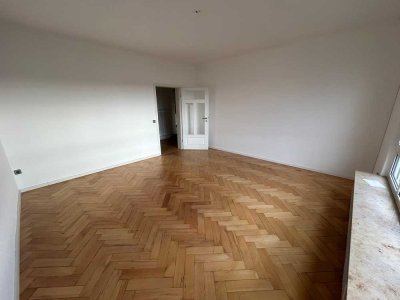Helle 3-Zimmer Wohnung im 2. OG mit Balkon in Pforzheim-Nordstadt