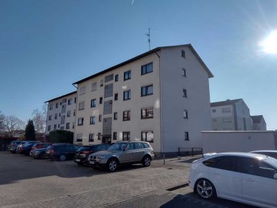 ++4 ZKB Dachgeschoß++renoviertes Bad und Gäste Toilette++TG Stellplatz++vermietet++kein Balkon