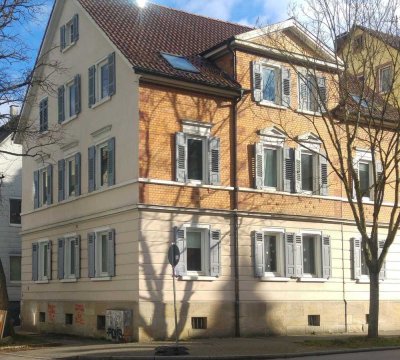 Zentrale 4-Zimmer Wohnung in Tübinger Südstadt