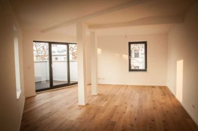 Penthouse in Stadtfeld Ost inkl. Einbauküche und Kamin