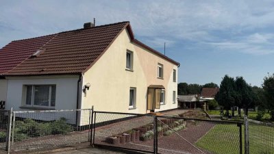 viel Wohnfläche - großes Grundstück