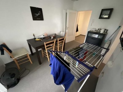 Schönes WG Zimmer in Männer-WG