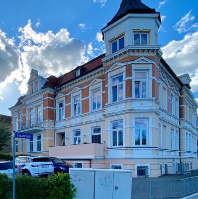 Schöne 4-Raum-Wohnung im Dachgeschoss