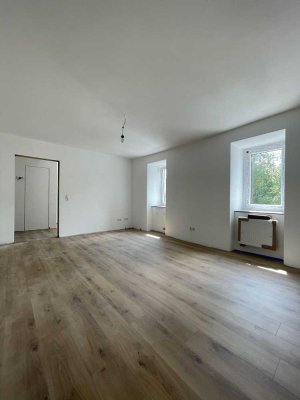Kernsaniert, Erstbezug ! Reihenmittelhaus in Bamberg Moosstraße mit Garten zu vermieten.