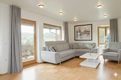 großes Einfamilienhaus mit Fernsicht