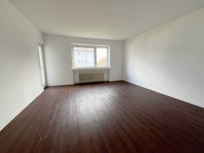 Frisch Für Sie renoviert: Exklusive 3-Zimmer-Wohnung in Lennep
