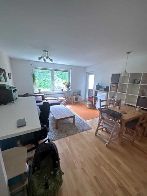 74 m² 3-Zimmer Whg. mit Balkon & Stellplatz in verkehrsberuhigter Lage