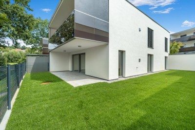 Einzigartige 3-Zimmer-Wohnung mit großem Eigengarten! - ERSTBEZUG!