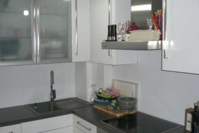2 Zimmerwohnung mit Terrasse , ruhig - von privat