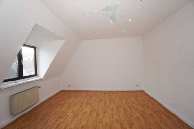 2-Raum-Raum-Dachgeschoss-Wohnung am Schlobigpark