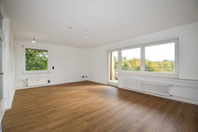 Modernisierte Zweiraumwohnung mit Balkon, Aufzug und TG-Stellplatz in Rheinbach / Stadt