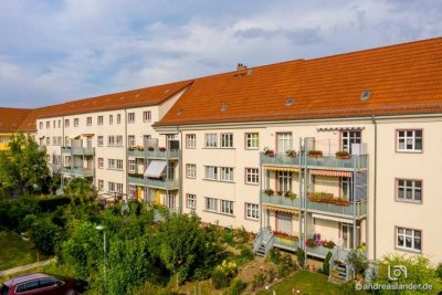3-Raum-Wohnung im beliebten Stadtfeld mit Balkon