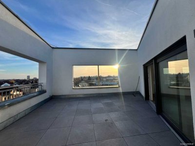 RE/MAX - Moderne Dachterrassenwohnung mit schöner Aussicht