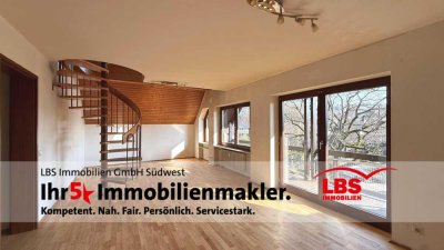 Bezugsfreie 4,5-Zimmer-DG-Wohnung in Grötzingen mit 4 Balkonen & einem Stellplatz