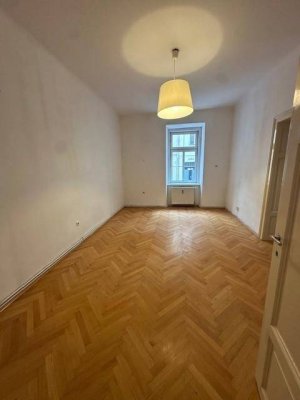 Wunderschöne Altbauwohnung im Herzen von Gries!