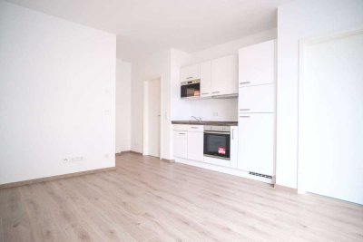 Bezugsfertige 2-Zimmer-Wohnung mit EBK & Sonnenbalkon ab sofort