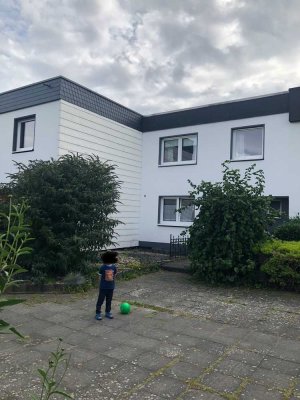 Gepflegtes 5 Zimmer Reihenhaus in Meckenheim-Merl