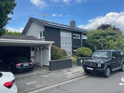Top Wohnlage ,elegant möblierte Wohnung mit neuer Einbauküche!
