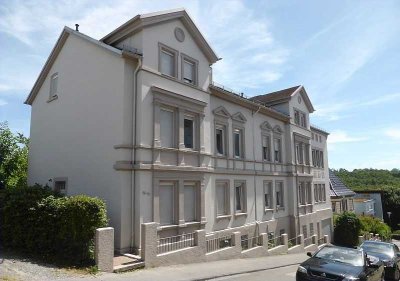 Gemütliche Altbauwohnung in zentraler aber ruhiger Lage, Küchenzeile möglich