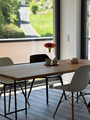 Stilvolle 2-Raum-Penthouse-Wohnung mit gehobener Innenausstattung mit Balkon in Neustadt (Wied)