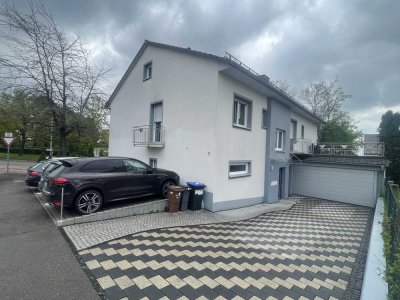 MFH m. Gewerbefl., Dopp.-Garage & 4 Stellpl. in Ulm Safranberg