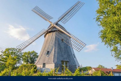 Groß-Buchholz: Restaurierte Windmühle mit Blick auf den Mittellandkanal