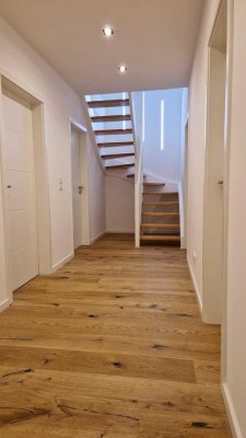 3-Zimmer Maisonettewohnung 2024 aufwendig saniert