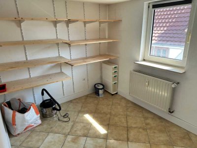Preiswerte 5-Raum-Wohnung mit EBK in Wolfershausen