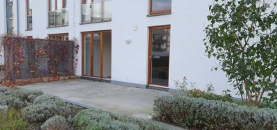 Ausgefallen-Hochwertig und hell-3-Z-Terrassen-Wohnung + Balkon