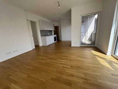 günstig geschnittene 2-Zi.-Wohnung mit Einbauküche