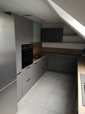 4 Zimmer DG Wohnung in Ispringen