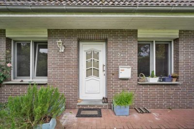 Charmantes Einfamilienhaus mit Garten und Garage in Garbsen