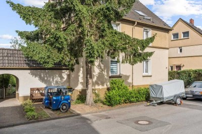 vermietete Doppelhaushälfte  mit großem Garten