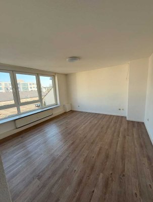 Frisch sanierte 2,5-Zimmer-Wohnung in zentraler Lage von Oberhausen– modern & bezugsbereit!