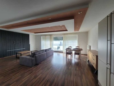 Exklusive 2-Zimmer-Wohnung mit gehobener Innenausstattung mit Einbauküche in Raunheim