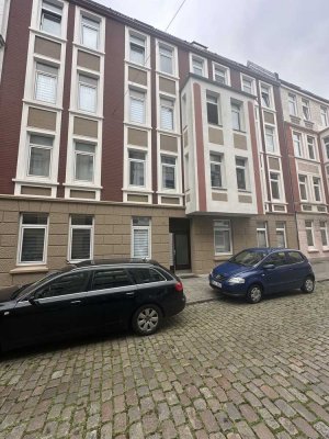 Frisch renovierte 3-Zimmer-Wohnung mit Balkon in Bremerhaven