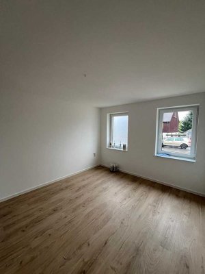 ++Fußbodenheizung und Balkon** Erstbezug nach Kernsanierung