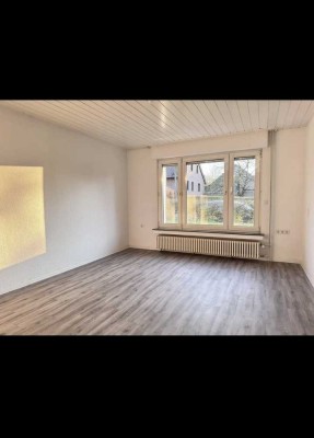 Freundliches und modernisiertes 5-Zimmer-Haus in Kleve - Materborn